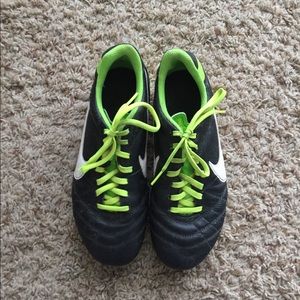 Nike Tiempo Legend 4 Soccer Cleats